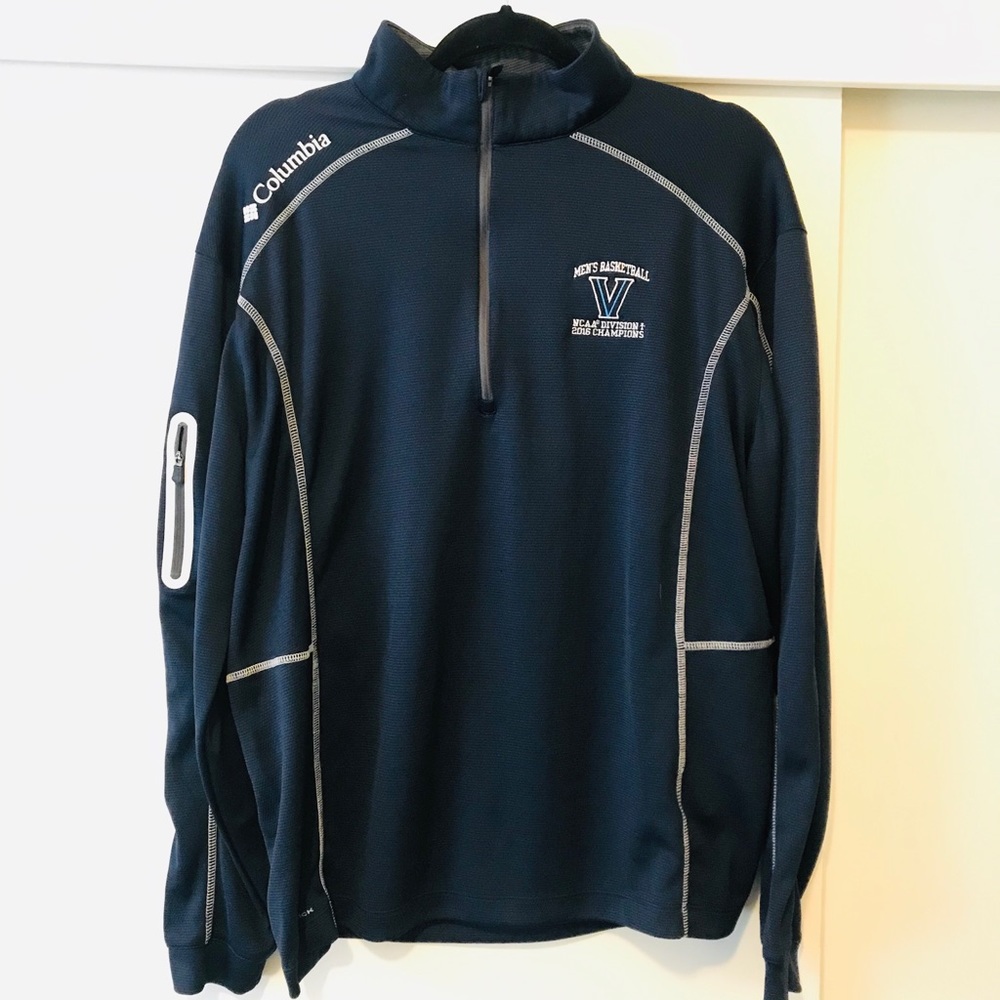 Men’s Villanova Championship Navy pullover (L)